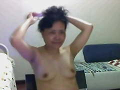 Mature Chinese pussy play on webcam